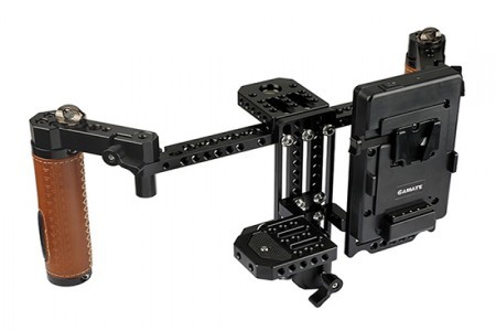 7" Cage Monitor with V Mount Battery Base