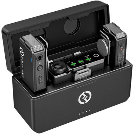 Hollyland LARK MAX Duo 2-Person Wireless Microphone System and Omnidirectional Lavalier Microphone K